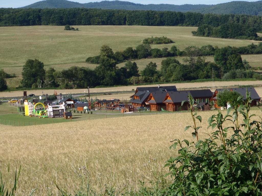 Ubytovanie Koliba Pacho - Zrub Zuzka Prievidza Extérieur photo